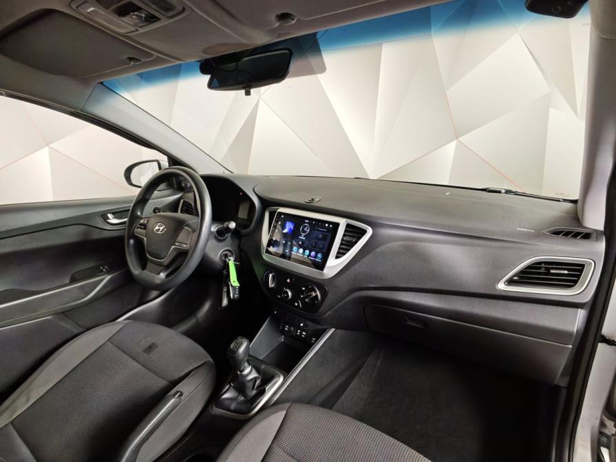 Hyundai Solaris II Москва  - изображение 13