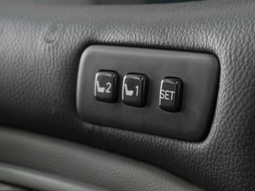 Toyota Land Cruiser 100 Series Тюмень  - изображение 19