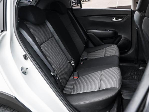 Kia Rio IV с пробегом 2018 года, цена 1 139 000 рублей, 75749 км, хэтчбек, Автокод Объявления
