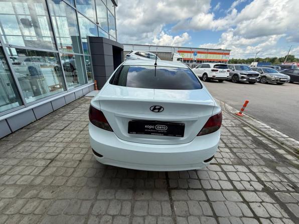 Hyundai Solaris I с пробегом 2013 года, цена 850 000 рублей, 114337 км, седан, Автокод Объявления