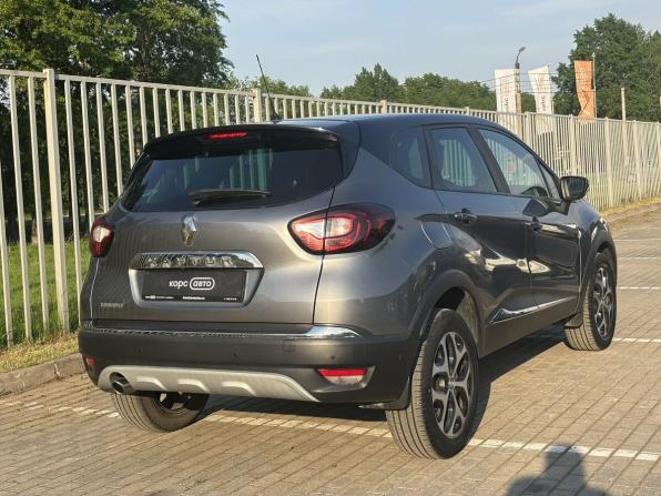 Renault Kaptur I с пробегом 2017 года, цена 1 450 000 рублей, 53212 км, внедорожник, Автокод Объявления