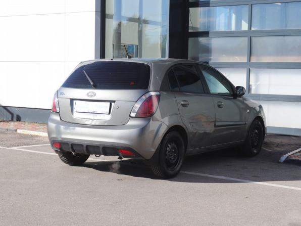 Kia Rio II Рестайлинг с пробегом 2011 года, цена 399 000 рублей, 129000 км, хэтчбек, Автокод Объявления