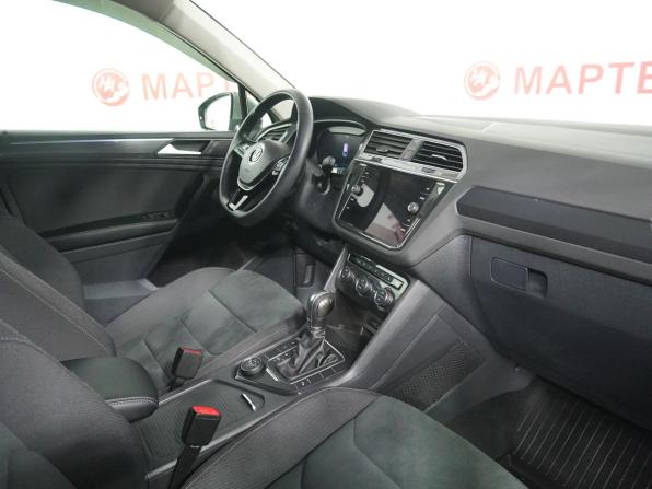 Volkswagen Tiguan II с пробегом 2018 года, цена 2 946 000 рублей, 113572 км, внедорожник, Автокод Объявления