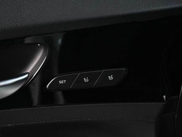 Kia Cerato IV с пробегом 2018 года, цена 2 199 000 рублей, 130448 км, седан, Автокод Объявления