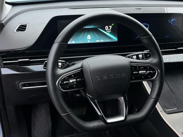 Omoda C5 I с пробегом 2024 года, цена 1 750 000 рублей, 36597 км, внедорожник, Автокод Объявления