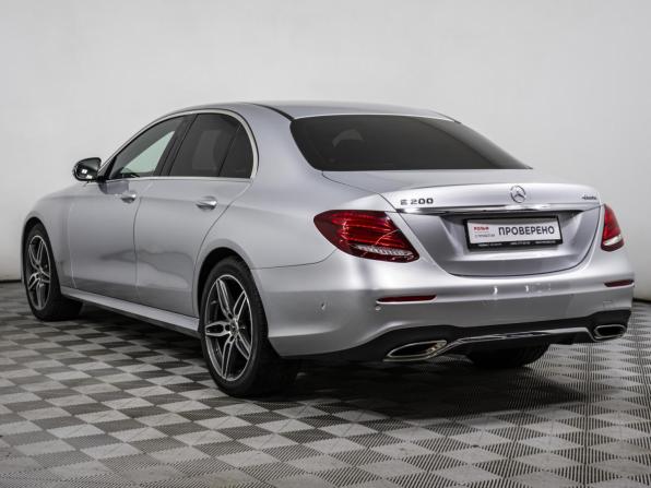 Mercedes-Benz E-Класс V (W213 S213 C238) с пробегом 2018 года, цена 3 530 000 рублей, 79032 км, седан, Автокод Объявления