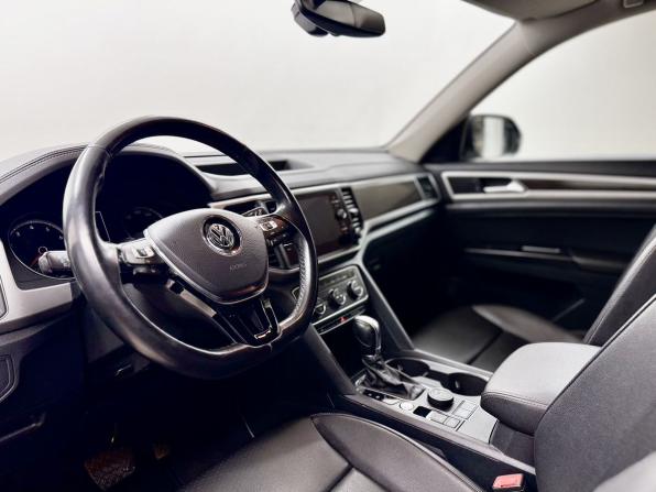 Volkswagen Teramont I с пробегом 2019 года, цена 3 455 000 рублей, 95333 км, внедорожник, Автокод Объявления