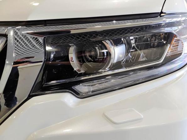 Toyota Land Cruiser Prado 150 Series Рестайлинг 2 с пробегом 2018 года, цена 4 600 000 рублей, 283432 км, внедорожник, Автокод Объявления