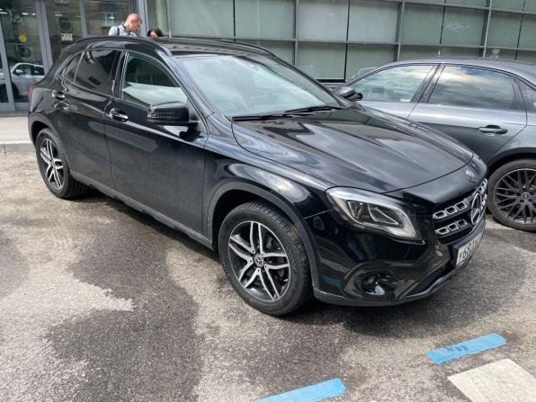 Mercedes-Benz GLA I (X156) Рестайлинг с пробегом 2019 года, цена 2 350 000 рублей, 79948 км, внедорожник, Автокод Объявления