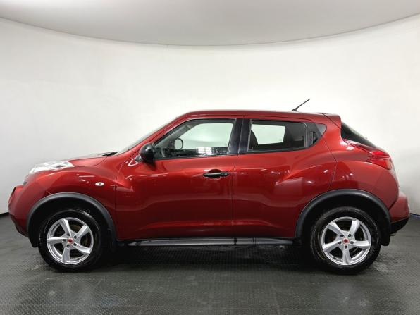 Nissan Juke I с пробегом 2013 года, цена 980 000 рублей, 127895 км, внедорожник, Автокод Объявления