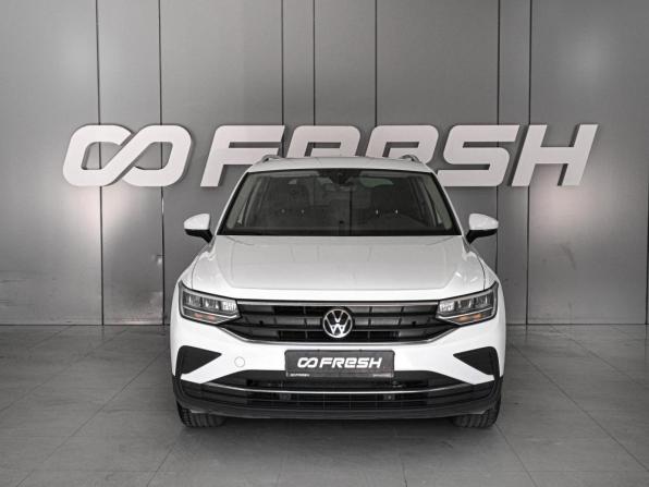 Volkswagen Tiguan II Рестайлинг с пробегом 2021 года, цена 2 399 000 рублей, 129656 км, внедорожник, Автокод Объявления