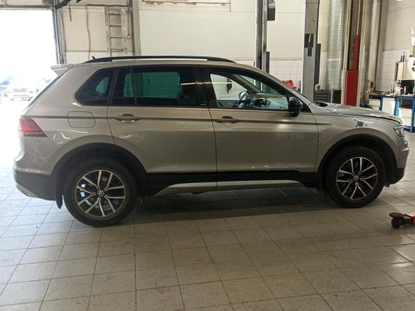 Volkswagen Tiguan II с пробегом 2019 года, цена 2 795 000 рублей, 84600 км, внедорожник, Автокод Объявления