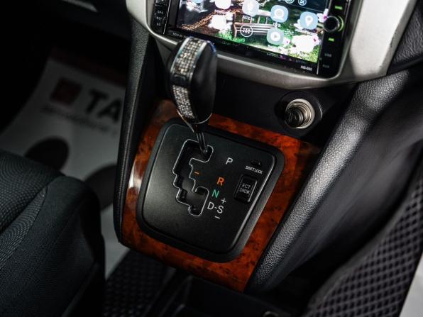 Toyota Harrier II (XU30) с пробегом 2010 года, цена 1 650 500 рублей, 189117 км, внедорожник, Автокод Объявления