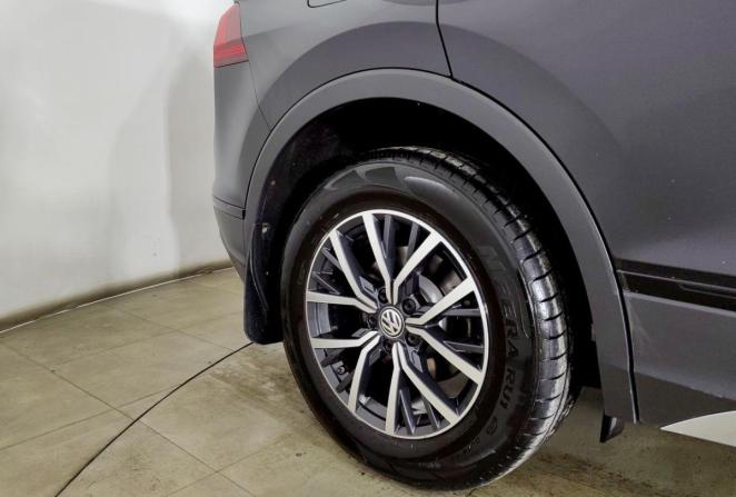 Volkswagen Tiguan II с пробегом 2019 года, цена 2 550 000 рублей, 84968 км, внедорожник, Автокод Объявления