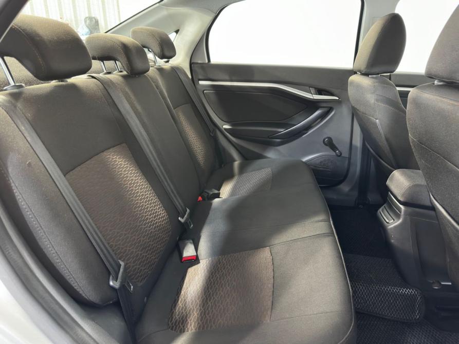 Lada (ВАЗ) Vesta I Великий Новгород  - изображение 11