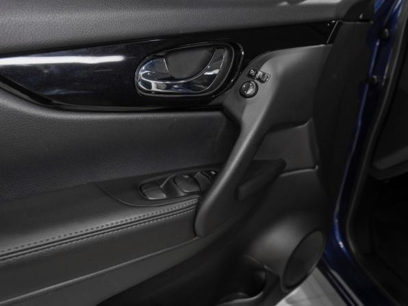 Nissan Qashqai II с пробегом 2016 года, цена 1 850 000 рублей, 61892 км, внедорожник, Автокод Объявления