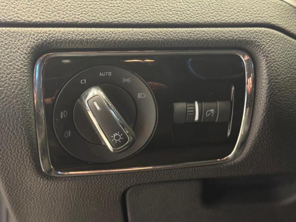 Skoda Superb II Рестайлинг с пробегом 2013 года, цена 1 175 000 рублей, 155536 км, лифтбек, Автокод Объявления