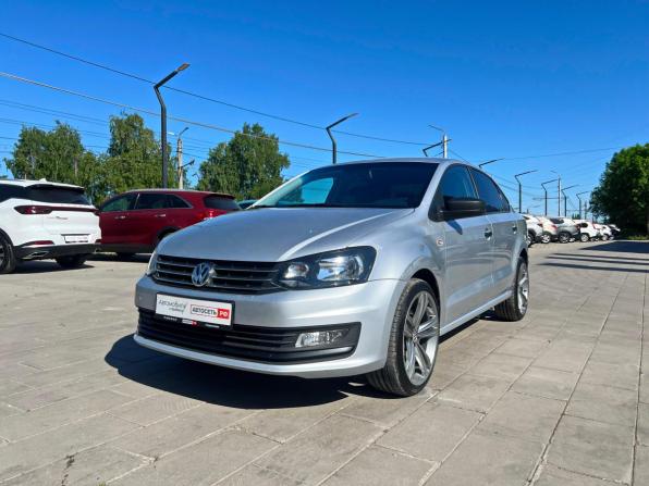Volkswagen Polo V Рестайлинг с пробегом 2019 года, цена 1 195 300 рублей, 122096 км, седан, Автокод Объявления