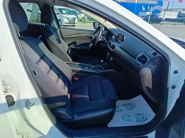 Mazda 6 III (GJ) Рестайлинг с пробегом 2015 года, цена 1 939 995 рублей, 101972 км, седан, Автокод Объявления