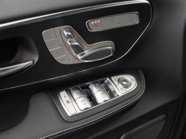 Mercedes-Benz V-Класс III (W447) Рестайлинг с пробегом 2023 года, цена 7 797 434 рубля, 15399 км, минивэн, Автокод Объявления