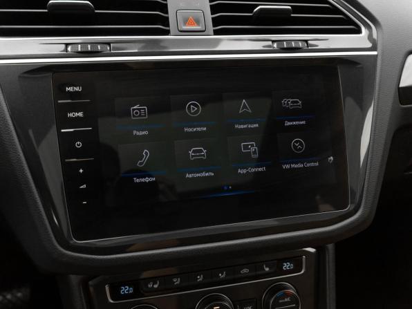 Volkswagen Tiguan II с пробегом 2018 года, цена 2 990 000 рублей, 79713 км, внедорожник, Автокод Объявления