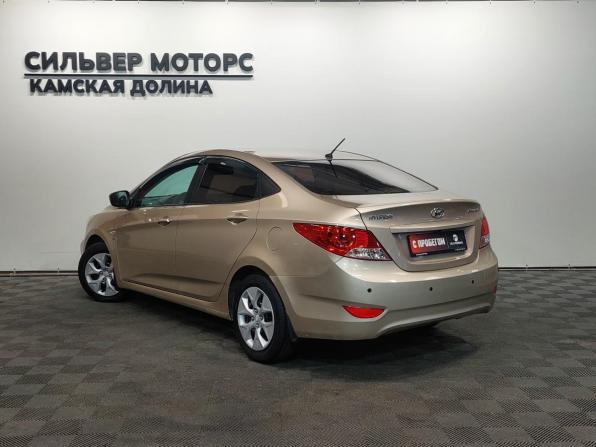 Hyundai Solaris I с пробегом 2012 года, цена 759 000 рублей, 156100 км, седан, Автокод Объявления