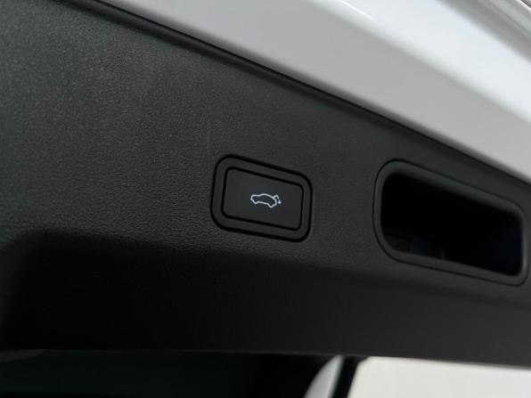 Geely Atlas II с пробегом 2024 года, цена 3 050 000 рублей, 6705 км, внедорожник, Автокод Объявления