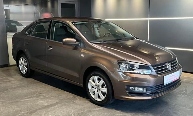 Volkswagen Polo V Рестайлинг с пробегом 2016 года, цена 1 070 000 рублей, 52700 км, седан, Автокод Объявления