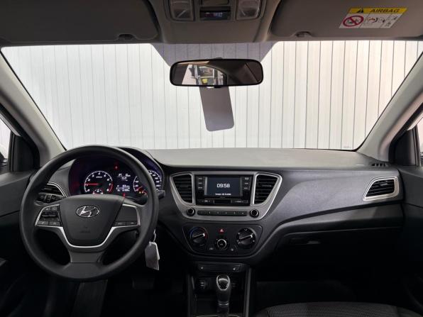 Hyundai Solaris II Рестайлинг с пробегом 2021 года, цена 1 437 000 рублей, 161000 км, седан, Автокод Объявления
