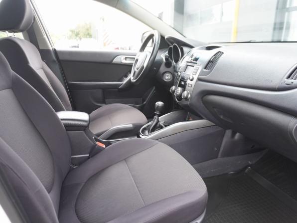 Kia Cerato II с пробегом 2010 года, цена 678 000 рублей, 219940 км, седан, Автокод Объявления