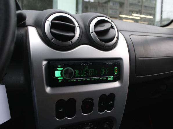 Renault Sandero I с пробегом 2013 года, цена 650 000 рублей, 158399 км, хэтчбек, Автокод Объявления