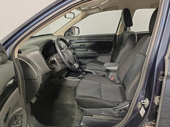 Mitsubishi Outlander III Рестайлинг 3 с пробегом 2019 года, цена 1 900 000 рублей, 96663 км, внедорожник, Автокод Объявления