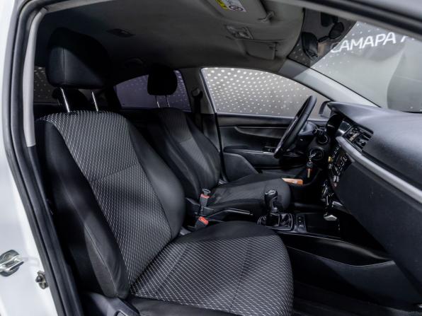 Kia Rio IV с пробегом 2019 года, цена 1 019 000 рублей, 120050 км, седан, Автокод Объявления