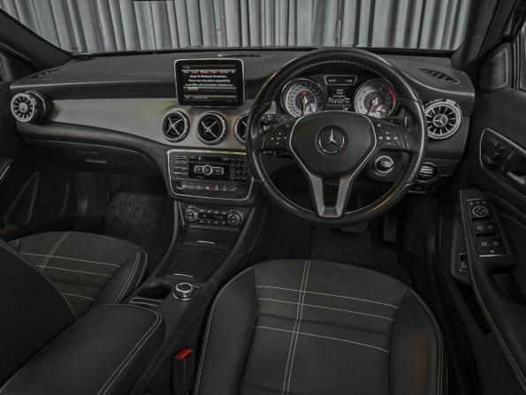 Mercedes-Benz GLA I (X156) с пробегом 2015 года, цена 1 830 000 рублей, 100794 км, внедорожник, Автокод Объявления