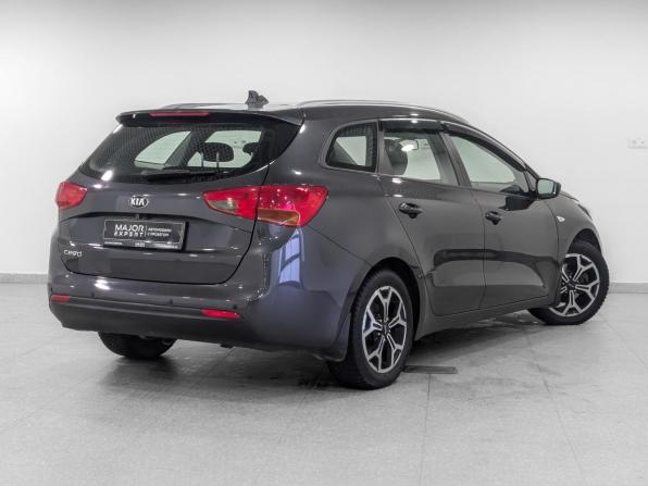 Kia Ceed II Рестайлинг с пробегом 2017 года, цена 1 400 000 рублей, 101000 км, универсал, Автокод Объявления