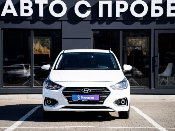 Hyundai Solaris II с пробегом 2017 года, цена 1 360 000 рублей, 82447 км, седан, Автокод Объявления