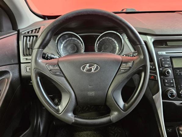 Hyundai Sonata VI (YF) с пробегом 2012 года, цена 1 049 000 рублей, 181066 км, седан, Автокод Объявления
