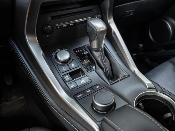 Lexus NX I с пробегом 2014 года, цена 2 150 000 рублей, 134305 км, внедорожник, Автокод Объявления