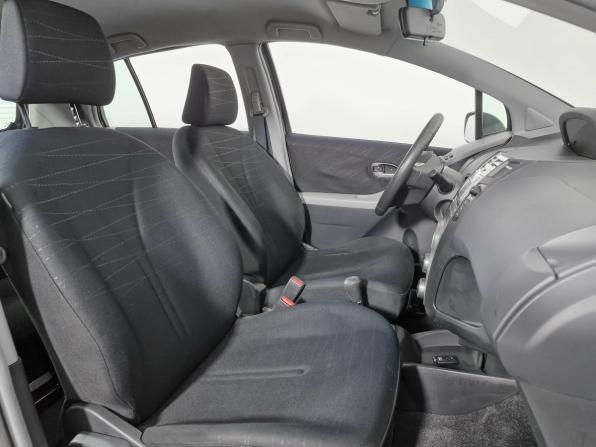 Toyota Yaris II с пробегом 2008 года, цена 499 000 рублей, 138475 км, хэтчбек, Автокод Объявления