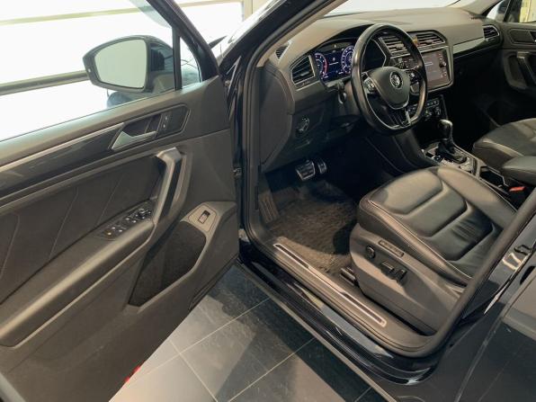 Volkswagen Tiguan II с пробегом 2018 года, цена 1 769 000 рублей, 184799 км, внедорожник, Автокод Объявления