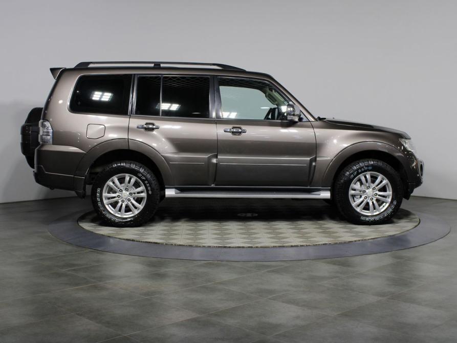 Mitsubishi Pajero IV Рестайлинг 1 Белгород  - изображение 4