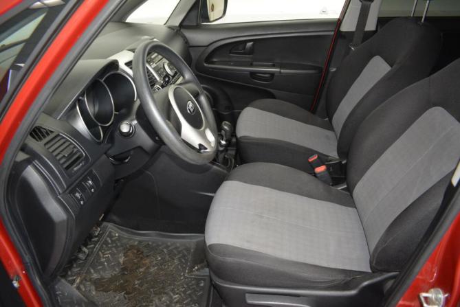 Kia Venga I Рестайлинг с пробегом 2015 года, цена 899 000 рублей, 137000 км, минивэн, Автокод Объявления