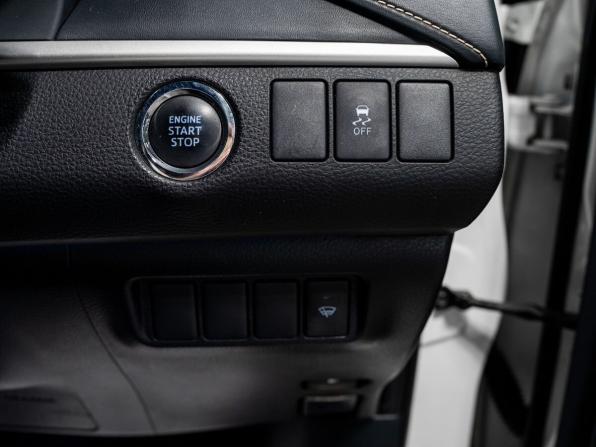 Toyota Harrier III (XU60) с пробегом 2015 года, цена 2 550 000 рублей, 106807 км, внедорожник, Автокод Объявления