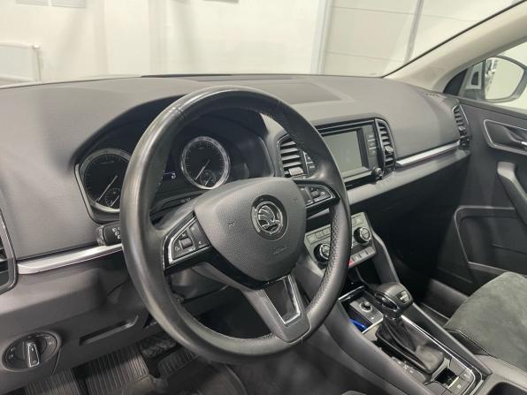 Skoda Karoq I с пробегом 2020 года, цена 2 295 000 рублей, 127188 км, внедорожник, Автокод Объявления