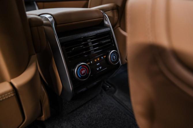 Новый Land Rover Range Rover V 2025 года, цена 23 490 000 рублей, внедорожник, Автокод Объявления