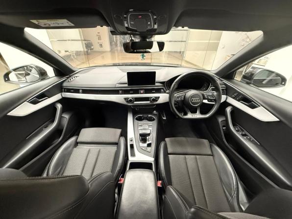 Audi A4 V (B9) с пробегом 2019 года, цена 1 920 000 рублей, 171862 км, универсал, Автокод Объявления