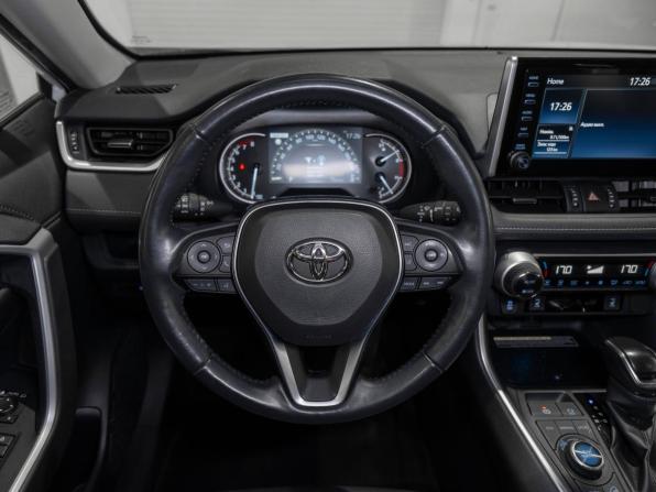 Toyota RAV4 V (XA50) с пробегом 2020 года, цена 3 290 000 рублей, 58512 км, внедорожник, Автокод Объявления