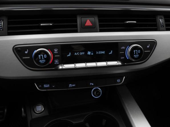 Audi A4 V (B9) с пробегом 2018 года, цена 2 250 000 рублей, 199950 км, седан, Автокод Объявления