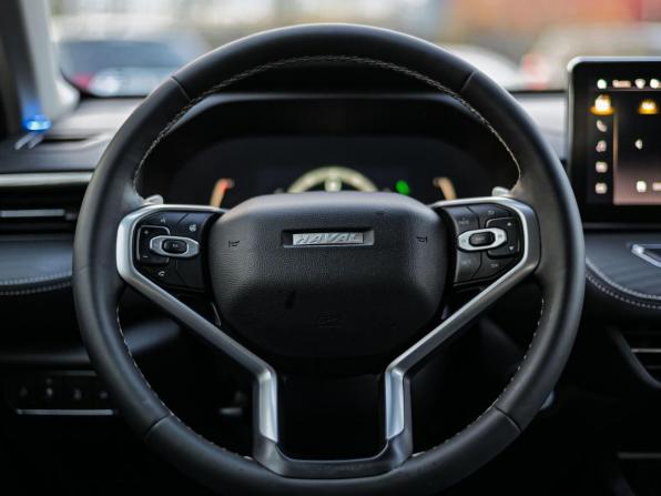 Haval Jolion I с пробегом 2023 года, цена 1 770 000 рублей, 47573 км, внедорожник, Автокод Объявления