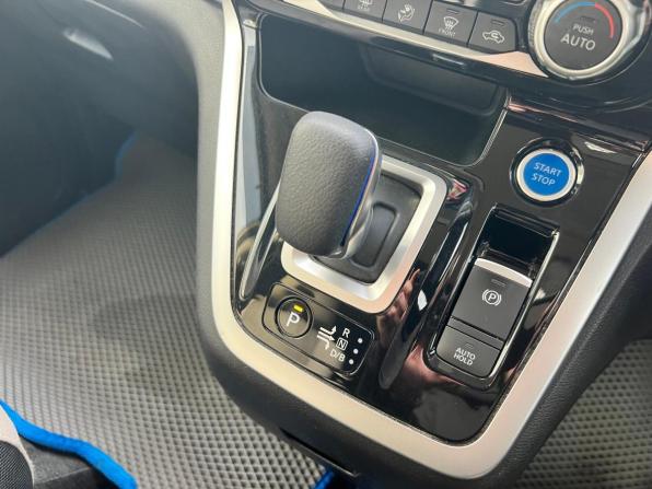 Nissan Serena V (C27) Рестайлинг с пробегом 2019 года, цена 2 440 000 рублей, 97411 км, минивэн, Автокод Объявления